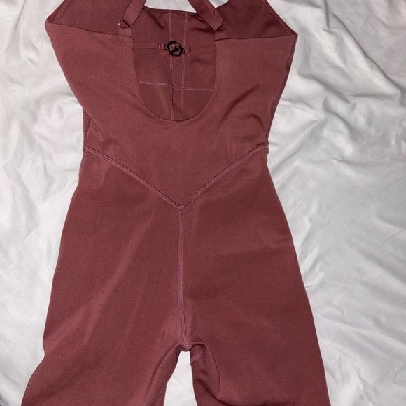 Onset Women's Sleeveless Jumpsuit - Picture 2 of 2